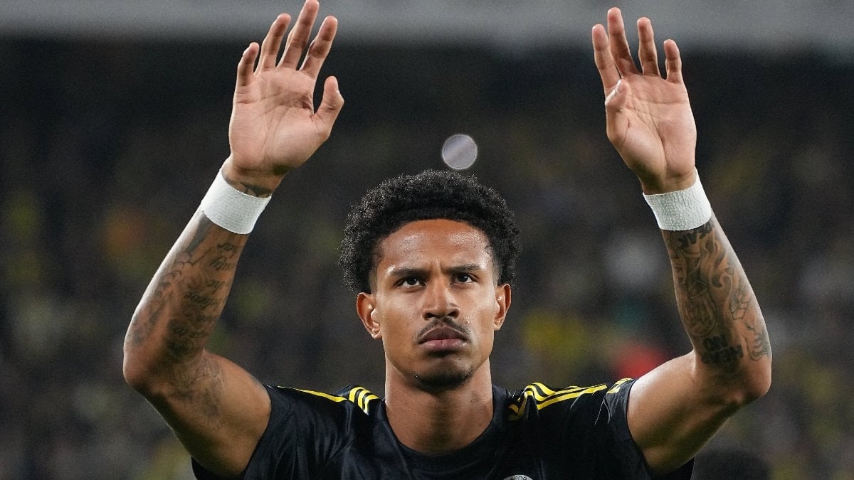 Jayden Oosterwolde'ye İtalya'dan talip var