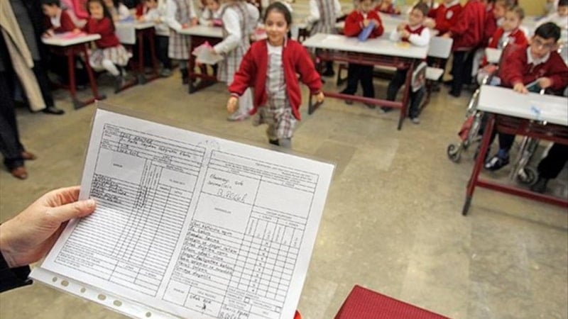 1. dönem karne günü 2026: Karneler ne zaman, saat kaçta verilecek?