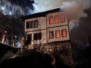 Karabük'te 200 yıllık tarihi konak yandı
