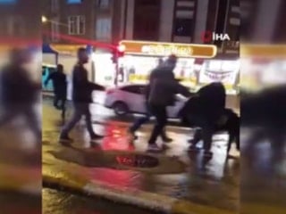 İstanbul'da kahvehane çıkışında kavga