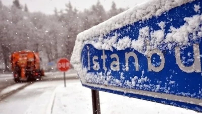 İstanbul’a lapa lapa kar geliyor! Tarih verildi