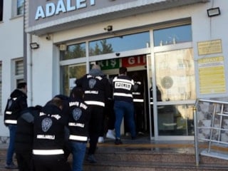 Kırklareli'de 'yağma' ve 'gasp' olayına karışanlara gözaltı