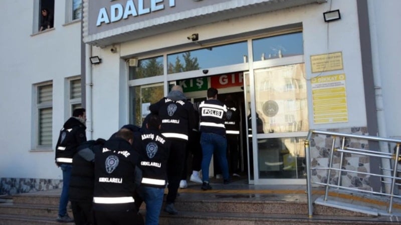 Kırklareli'de 'yağma' ve 'gasp' olayına karışanlara gözaltı