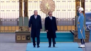 Cumhurbaşkanı Erdoğan, Malezya Başbakanı Enver İbrahim’i resmi törenle karşıladı