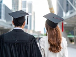 Yükseköğretim mezunlarının iş gücüne katılım oranı daha fazla