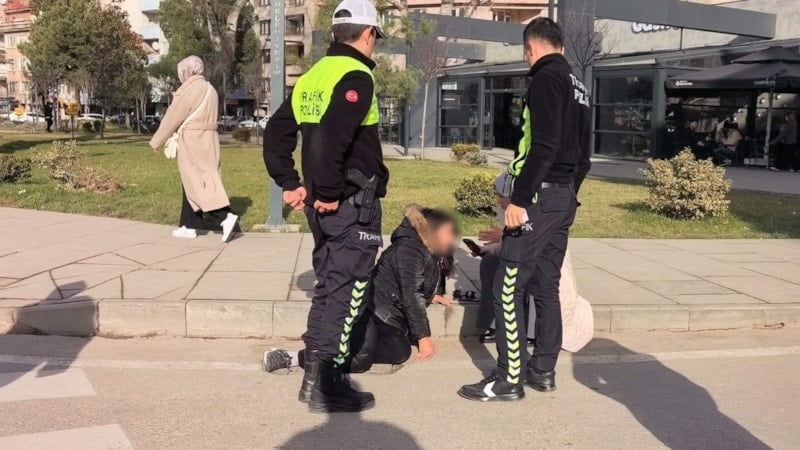 Bursa'da yaya geçidinde kaza: 2 yaralı