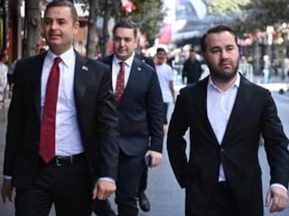 CHP'li Ahmet Akın'ın sağ kolu gözaltına alındı