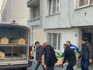 Tekirdağ'da giysi yığınlarının arasında ölü bulundu
