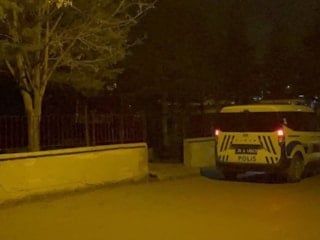 Eskişehir'de çocuk bıçakla yaralandı: Babası darbedildi