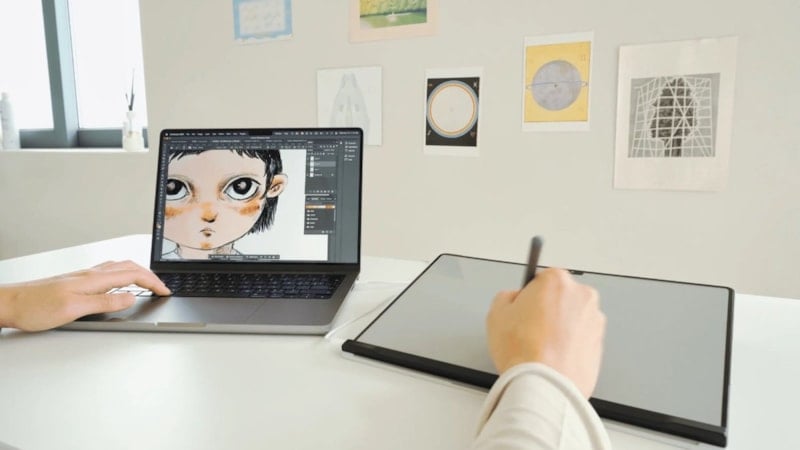 MacBook'ları dokunmatik ekrana çeviren aksesuar CES 2026'da tanıtıldı