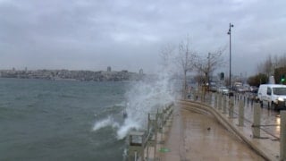 İstanbul'da fırtına etkili oluyor