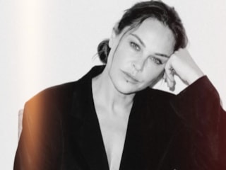 Başörtülü yeni rolü için hazırlanıyor! Hülya Avşar'dan set paylaşımı