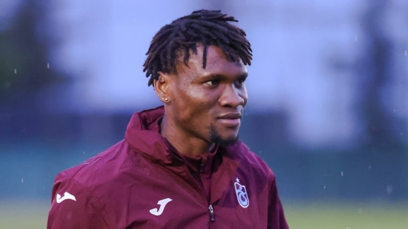 Trabzonspor’un yeni transferi Chibuike Nwaiwu ilk idmanına çıktı