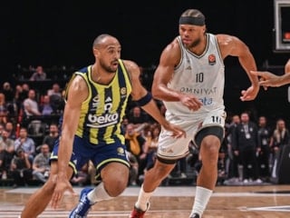 Fenerbahçe, Dubai Basketbol'a yenildi