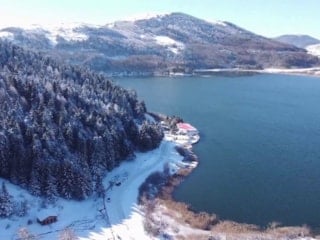 Bolu Abant'ta kar güzelliği