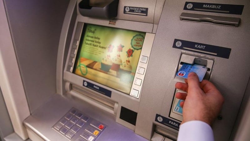 Önce kart, sonra para: ATM'ler bakın neden bunu yapıyor...