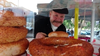 Antalya'da Yeşilçam’ın ünlü oyuncusu simitçi oldu