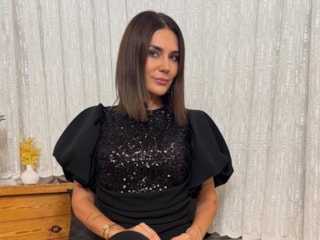 Oyuncu Buse Varol tuvalette kilitli kaldı! O anları paylaştı