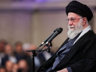 Hamaney: ABD Başkanı’nı memnun etmek için ülkenin kamu mallarını tahrip ettiler