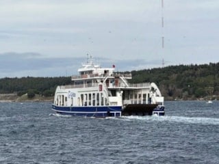 Bozcaada'ya giden tüm feribot seferleri iptal edildi