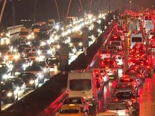 Ankara'da ulaşım sorunu: İş çıkışında trafik kilitlendi