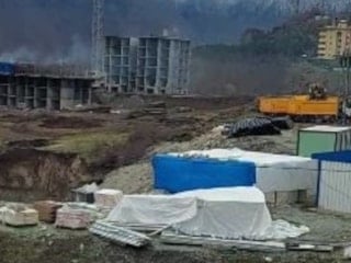 Artvin'de inşaattan düşen işçi can verdi