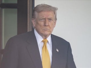 Trump, ABD'li petrol şirketlerinin yöneticileriyle Venezuela'yı görüştü