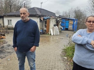 Zonguldak'ta şizofren hastası eşi ve iki çocuğuyla yaşam mücadelesi veriyor