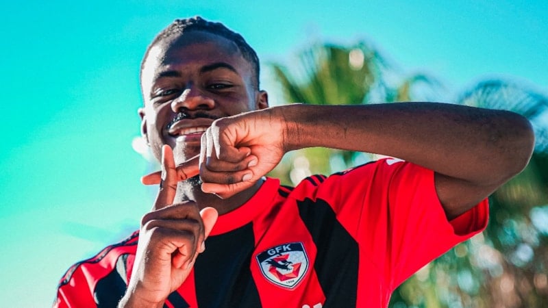 Victor Ntino-Emo Gidado resmen Gaziantep FK'da