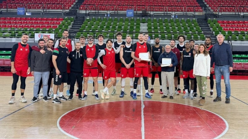 Karşıyaka Başkanı Metin Aygün Cicibaş: Takım kesinlikle küme düşmez