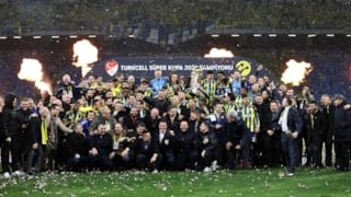 Galatasaray'ı yenen Fenerbahçe, Süper Kupa'yı kazandı