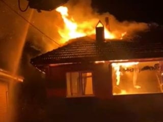 Karabük’te iki katlı evde korkutan yangın