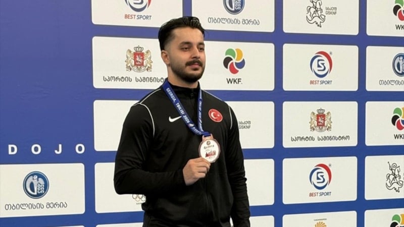Milli karateciler Gürcistan'da 2 madalya aldı