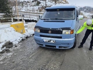 Kış lastiği tek başına yeterli değil: Sürücülere hayati uyarılar