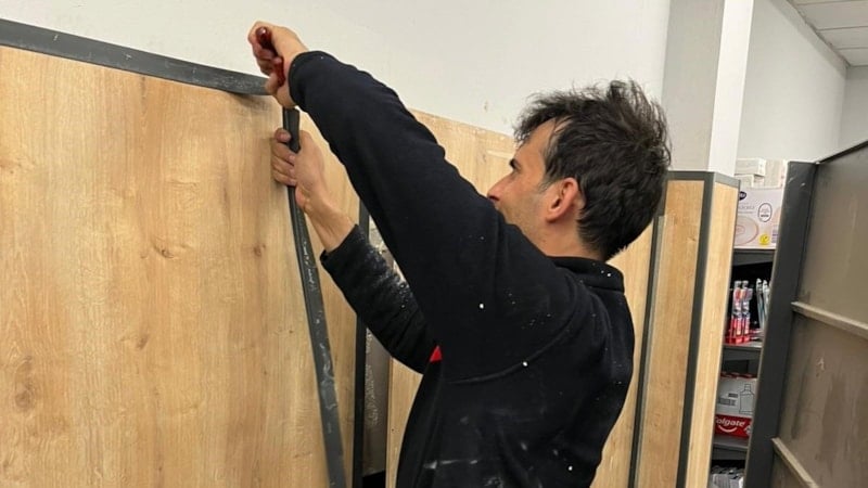 Hatay'da kedinin imdadına itfaiye yetişti