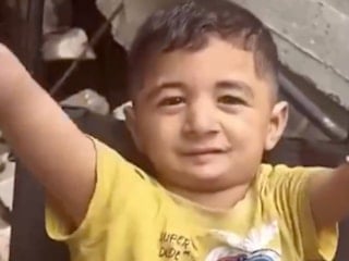 İsrail zulmünün utanç karesi: Gazzeli küçük Amir, uzuvlarını kaybetti
