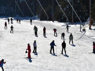 Kayak merkezlerinde en fazla kar kalınlığı 206 santimetreyle Sarıkamış'ta ölçüldü