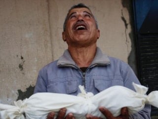 Gazze'de acı tablo: Soğuk hava 21 can aldı