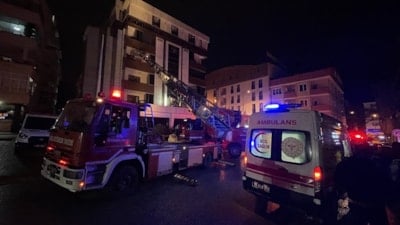 Bursa'da otelde çıkan yangında 8 kişi dumandan etkilendi