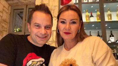 Takipçisi Pınar Altuğ'dan para istedi! Ünlü oyuncu mesajı sosyal medyadan yayınladı