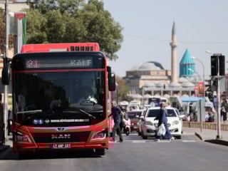 Uğur İbrahim Altay: Türkiye'nin en ucuz öğrenci ulaşımı Konya'da