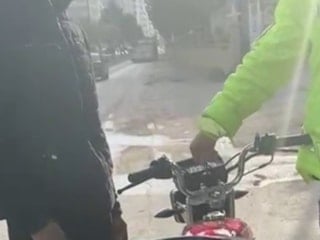 Hatay'da abartı egzozlu motosikletliye ceza