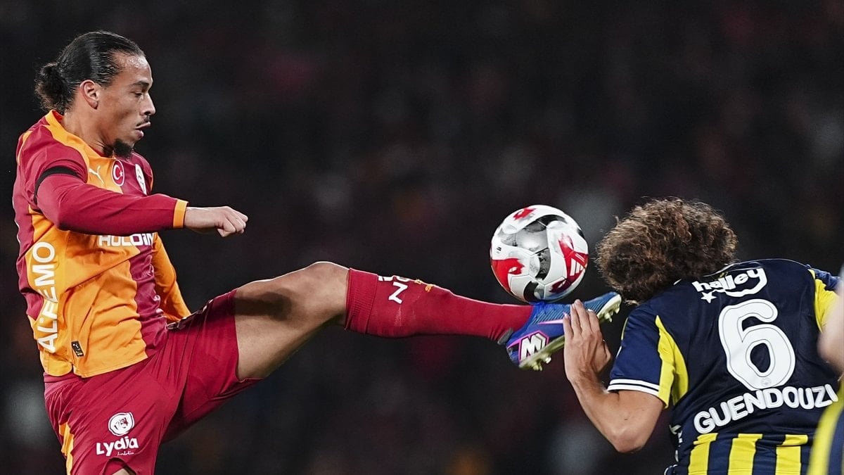 Fenerbahçelilerin paylaştığı kare: Tekmeye kafa sokan Matteo Guendouzi...