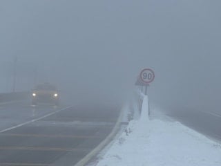 Bolu Dağı'nda sis sürücüleri zorluyor