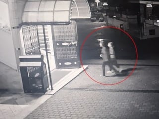 Bursa'da eşinin şiddetinden kaçmak için camiye sığındı