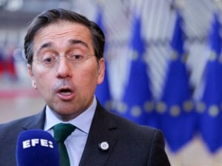 İspanya: Gerekirse NATO, Grönland'ın güvenliğini artırabilir