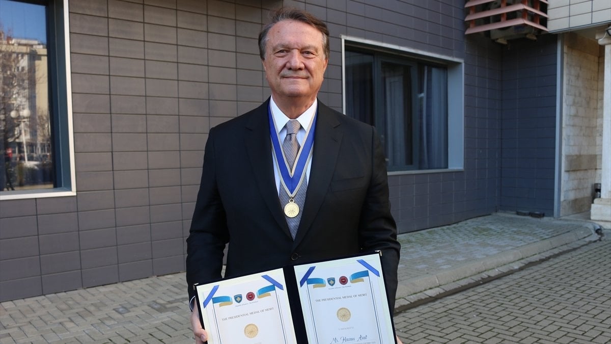 Hasan Arat, Kosova Cumhurbaşkanlığı Onur Nişanı'na layık görüldü
