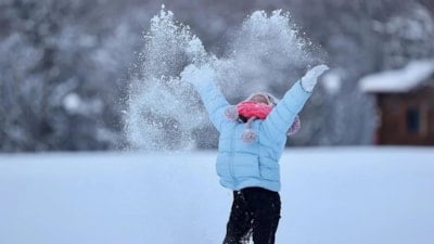 Eğitime kar engeli: Bazı il ve ilçelerde okullar tatil edildi