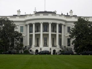 Beyaz Saray: Trump, İran'a karşı güç kullanabilir