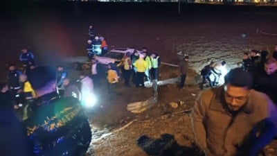 Batman'da iki otomobilin karıştığı kazada 3 kişi can verdi